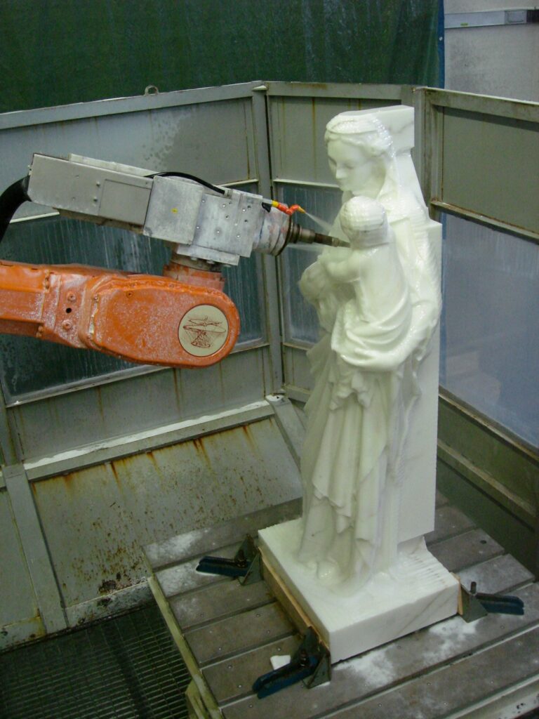 Robotic sculpting Robotic sculpting
